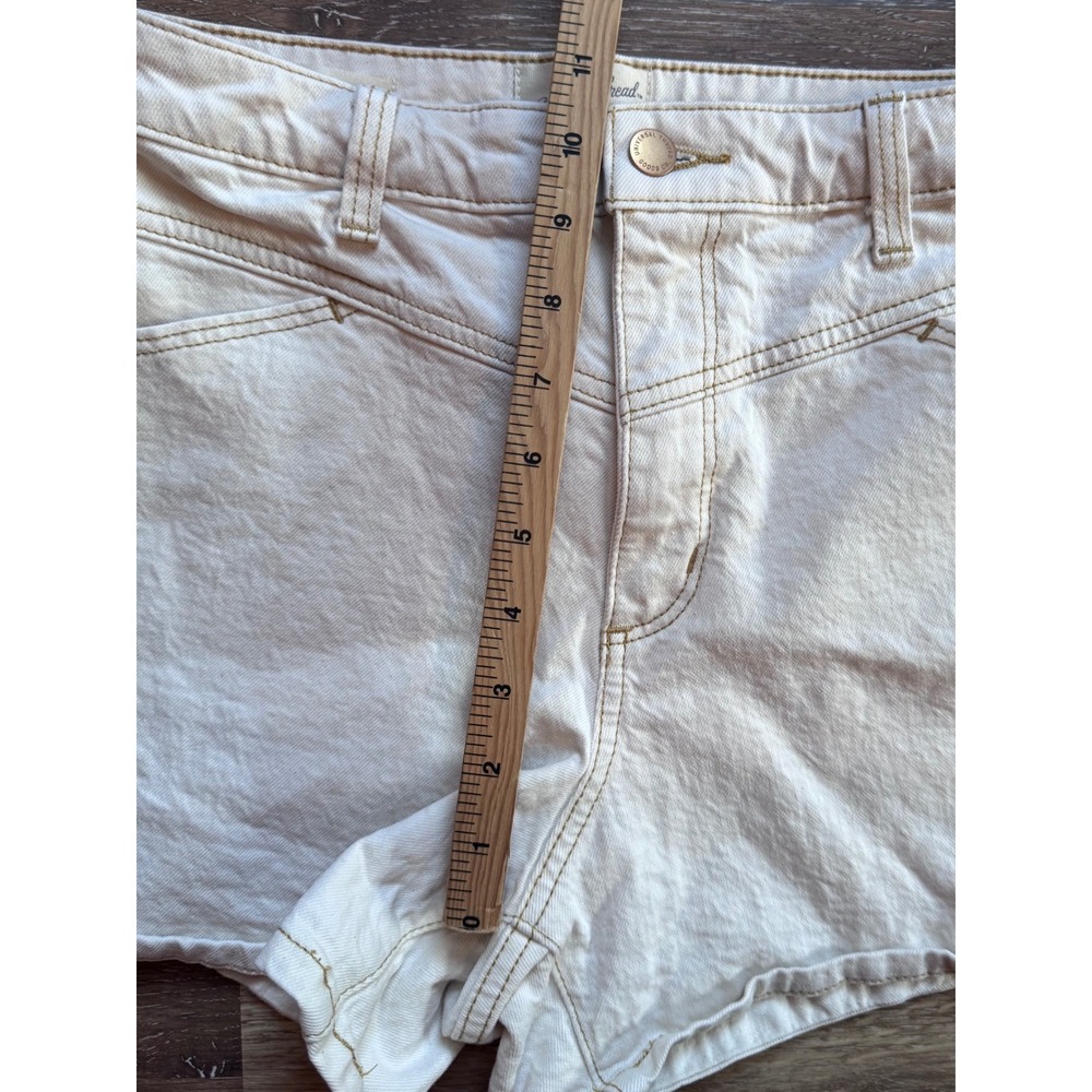 Universal Thread  Midi Denim Shorts Cream Off White High Rise Women 10/30R - Picture 3 of 9